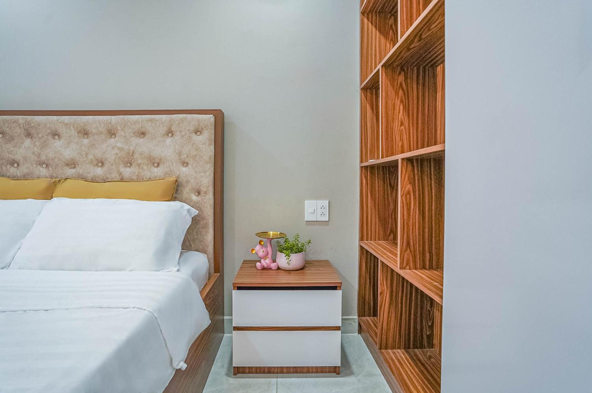 Khách sạn hẻo lánh Spring Hill -the High Class
